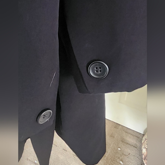 Black jacket - Picture 8 of 8